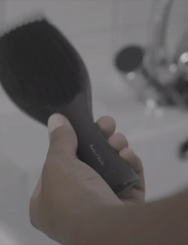 Rake & Shake Hair Brush